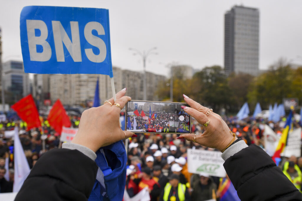BNS cere retragerea imediată a noii Legi a salarizării. Sindicatele acuză lipsa de transparență și avertizează asupra unor noi inechități