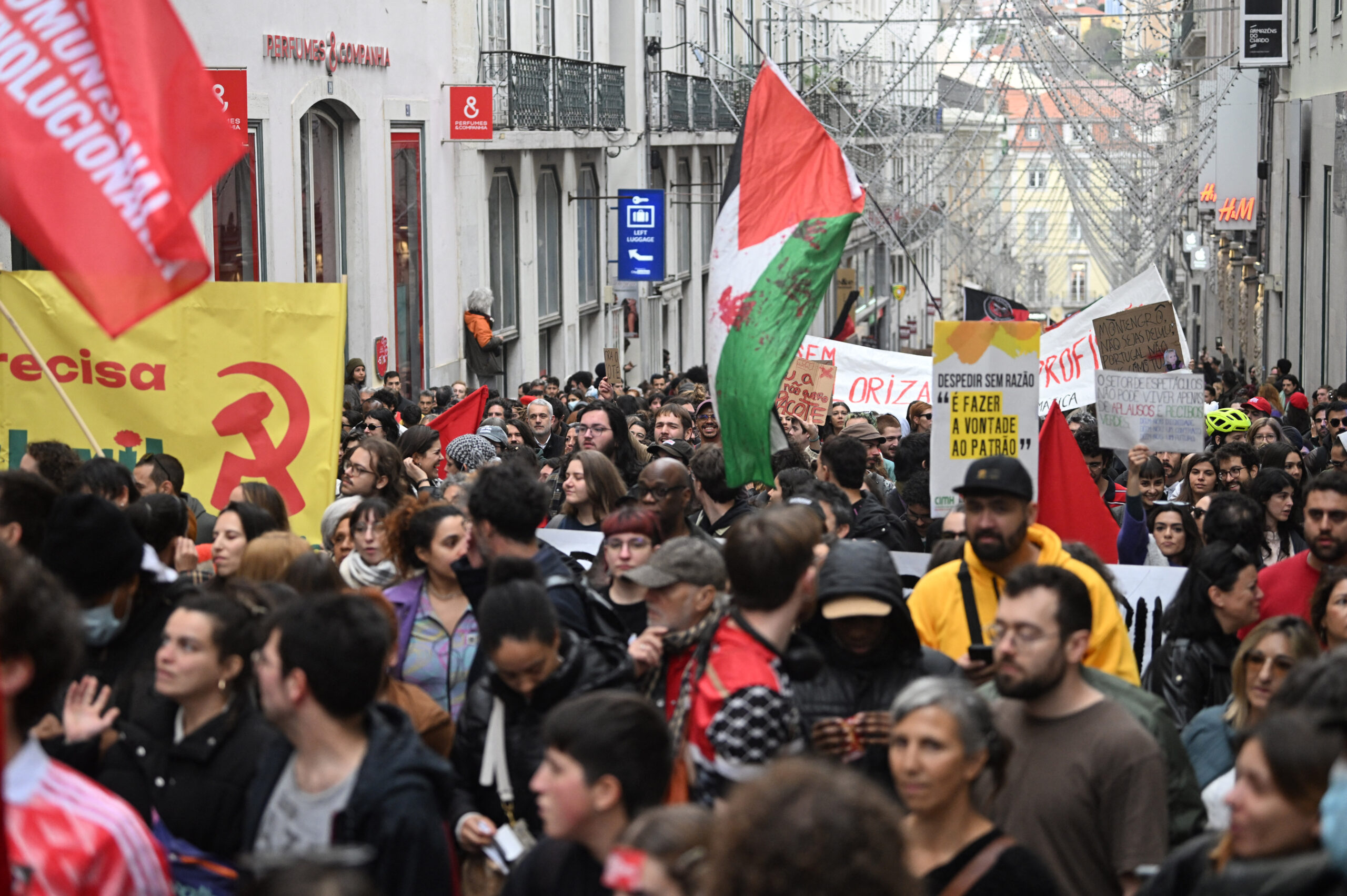 Portugalia, paralizată de o grevă generală