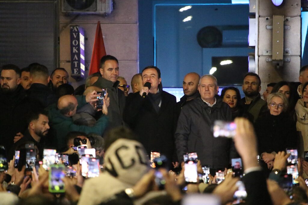 Kosovo: Noi alegeri parlamentare în încercarea ieșirii din c