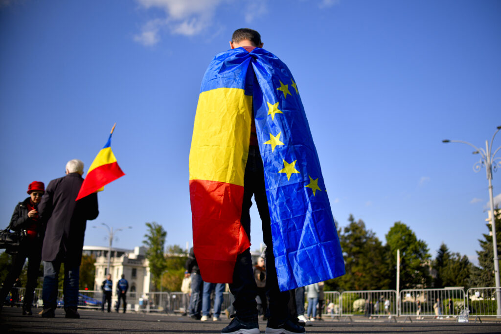 Comisia Europeană suspendă procedura deficitelor excesive pentru România, dar continuă monitorizarea.