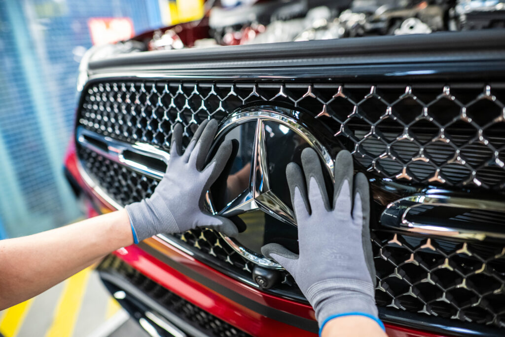 Mercedes-Benz vede oportunități în industria apărării: vehic