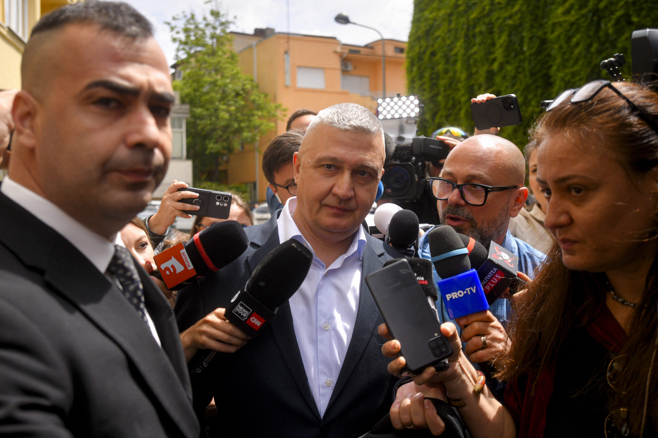 Șeful Armatei nu demisionează, respinge acuzațiile