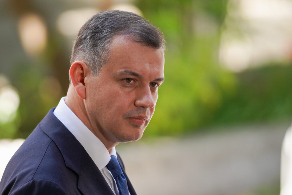 Maratonul negocierilor pentru formarea noului Guve