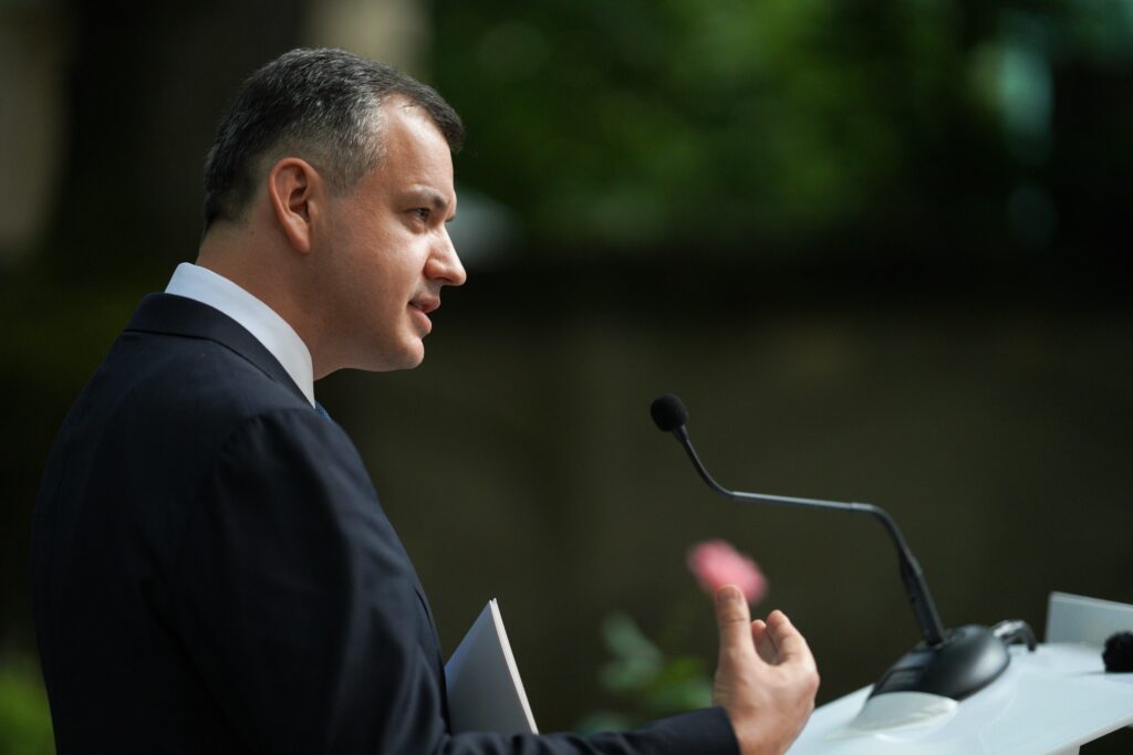 Tomac: Nu sunt de acord cu o lege a salarizării ca