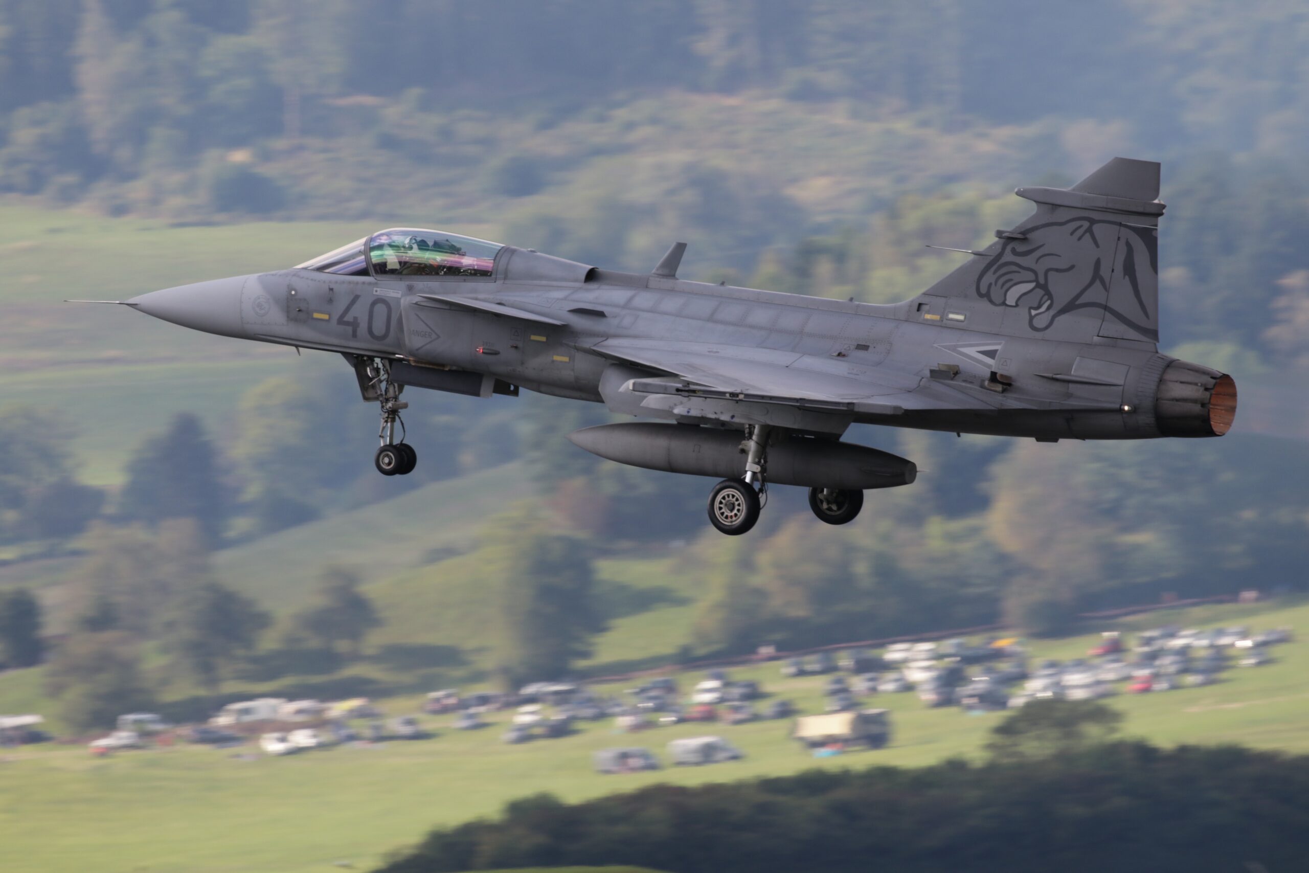 Alertă maximă în Ungaria: avioane NATO interceptate