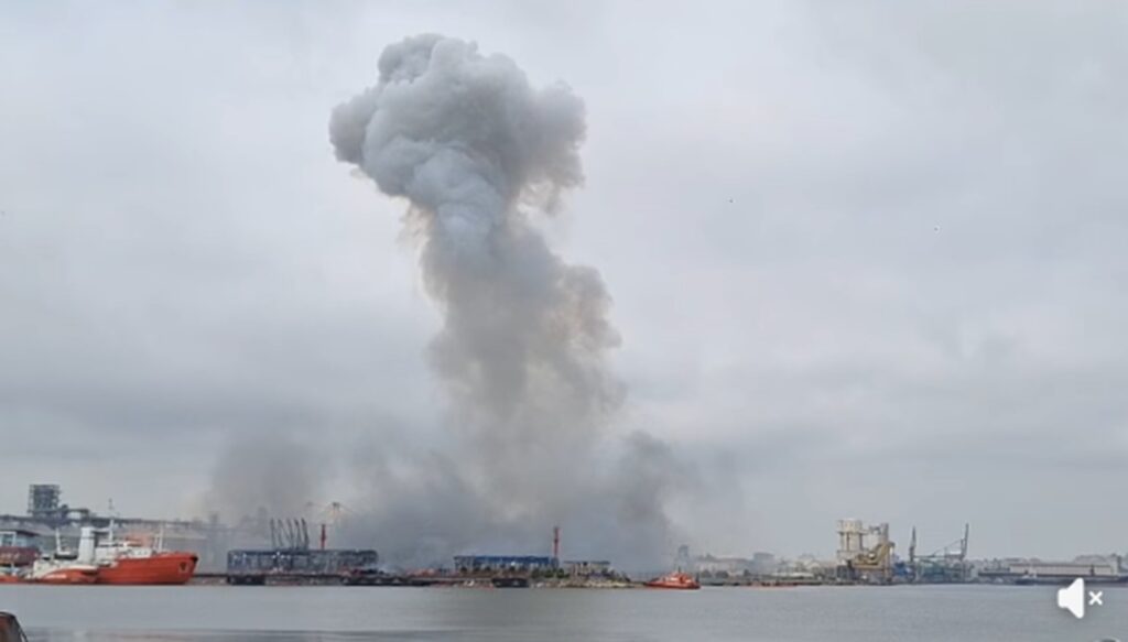 Alertă în Portul Constanța după o explozie. Primele informații indică o dronă marină
