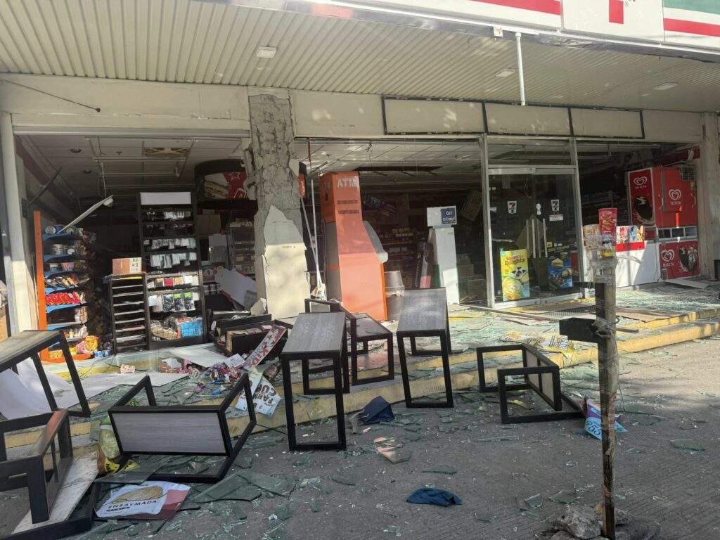 Cutremur devastator în Filipine: cel puțin 15 morți și o ale