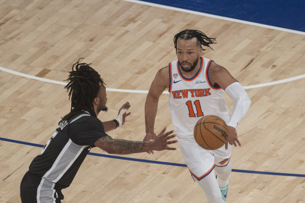 New York Knicks cucerește primul titlu NBA după 53 de ani. Jalen Brunson, 45 de puncte în victoria decisivă pe terenul lui San Antonio Spurs