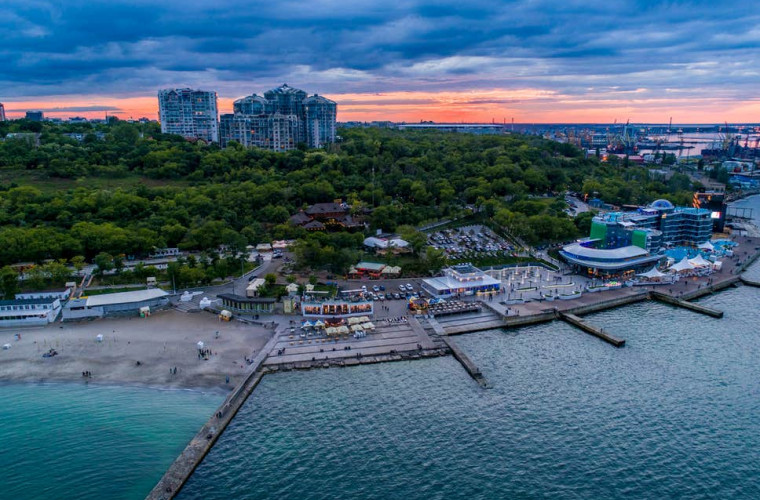 Litoralul din Odesa se redeschide pentru turiști