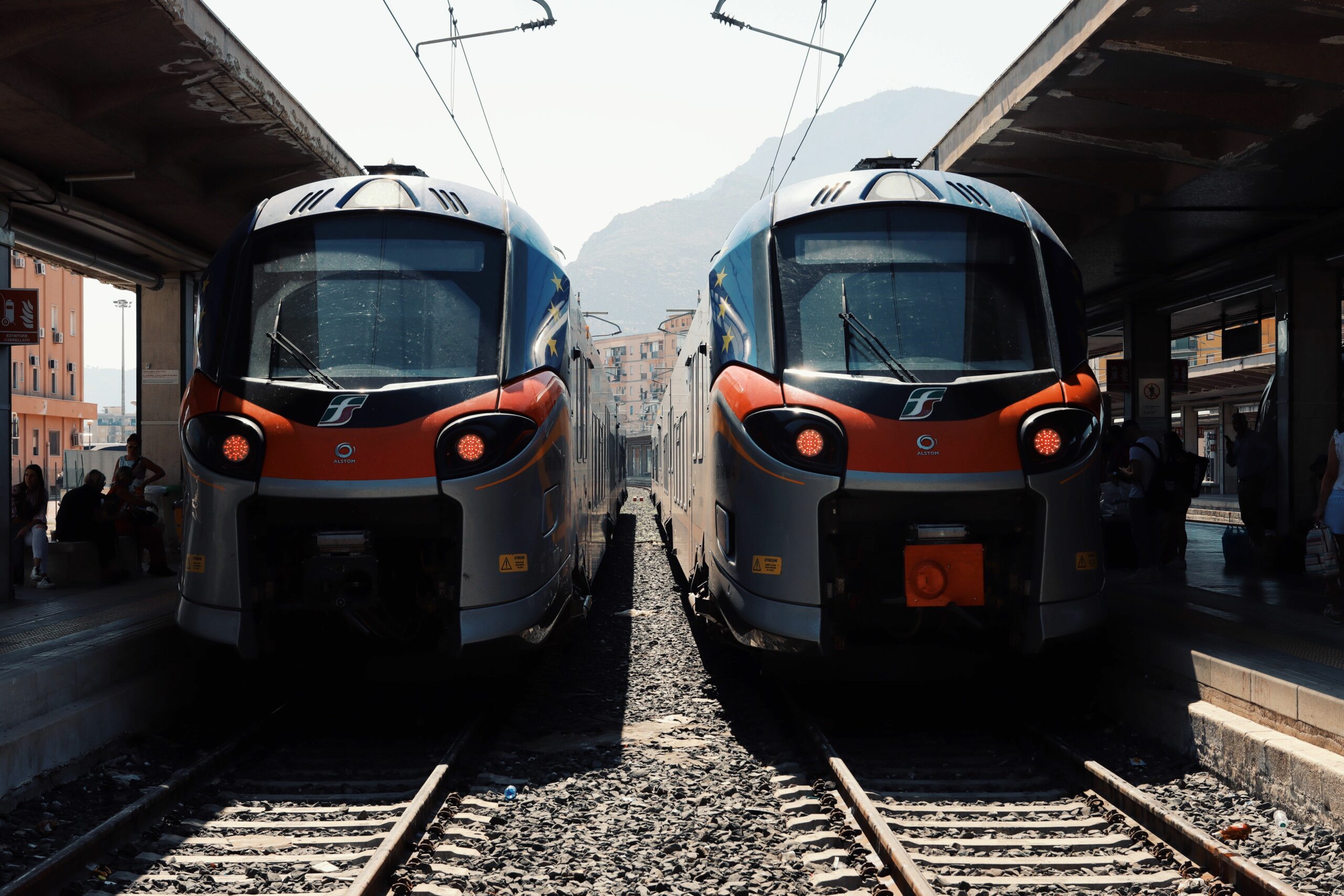 UE schimbă regulile pentru transportul feroviar