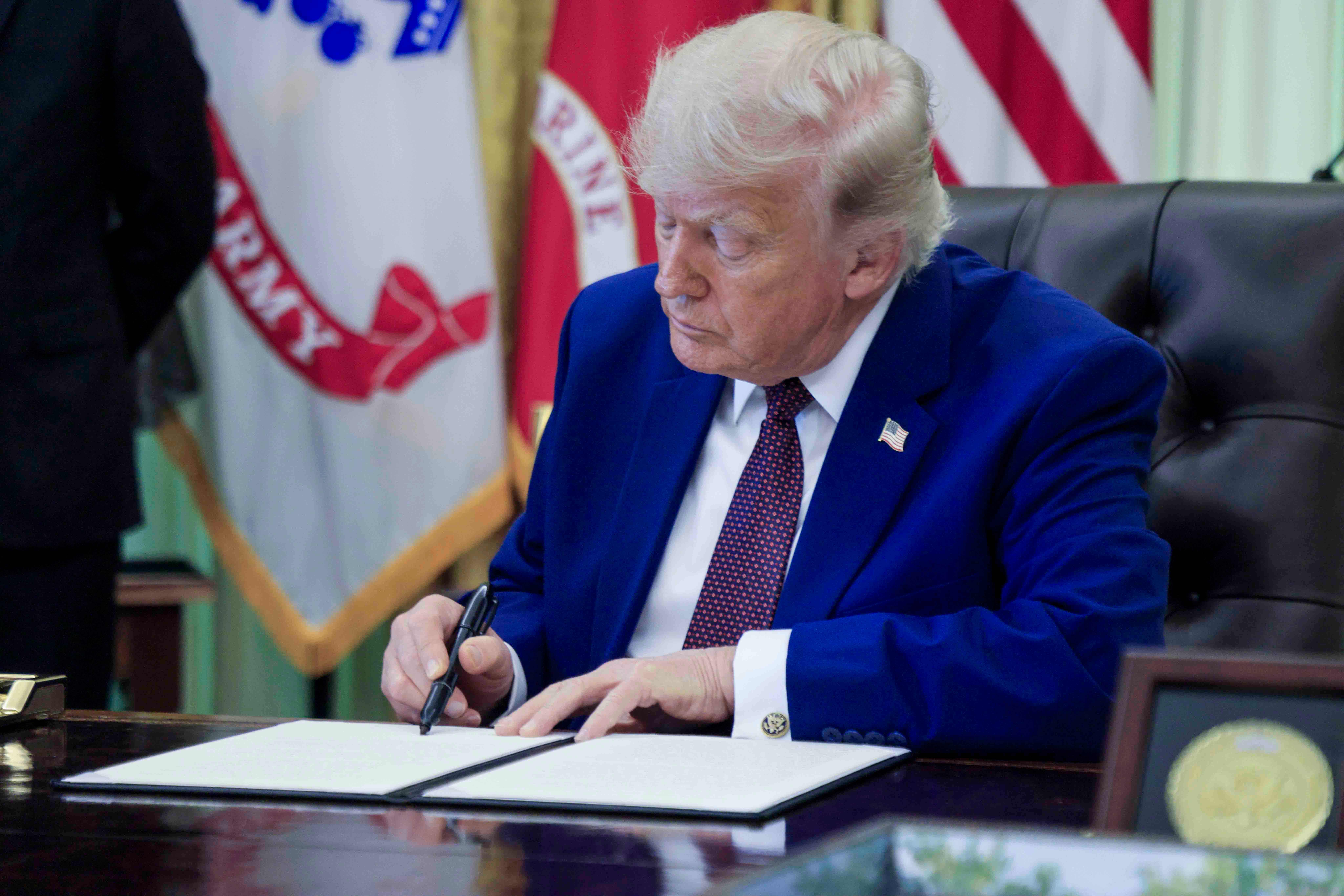 Poza pentru articolul Trump își accelerează agenda anti-imigrație cu un nou pachet uriaș de finanțare