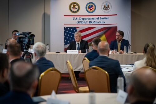 Cătălin Predoiu, în deschiderea unei conferințe româno-ameri