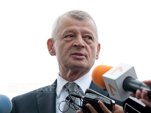 Fostul primar al Capitalei, Sorin Oprescu, reținut lângă aeroportul din Salonic