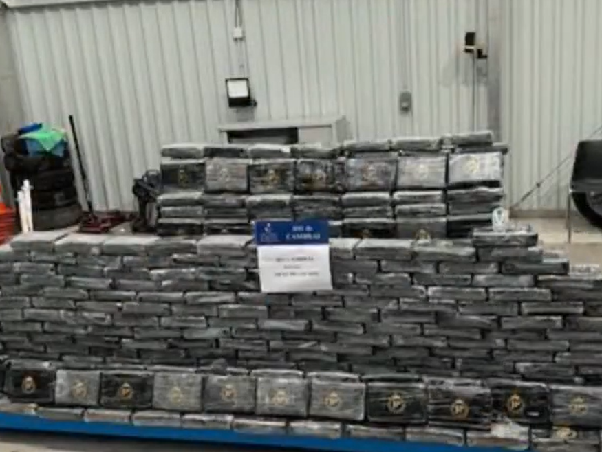 Zece tone de cocaină, interceptate în Ecuador în urma a șapte operațiuni pe mare