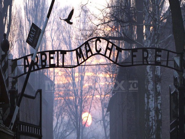 2 august – Ziua Europeană de Comemorare a Holocaustului împotriva Romilor