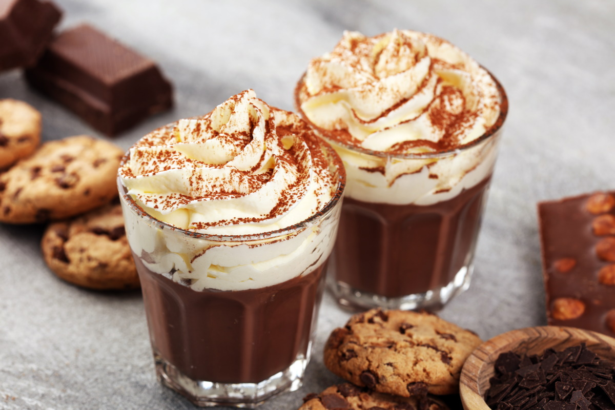 Băuturile de Crăciun afectează sănătatea oaselor? Ce spun specialiștii