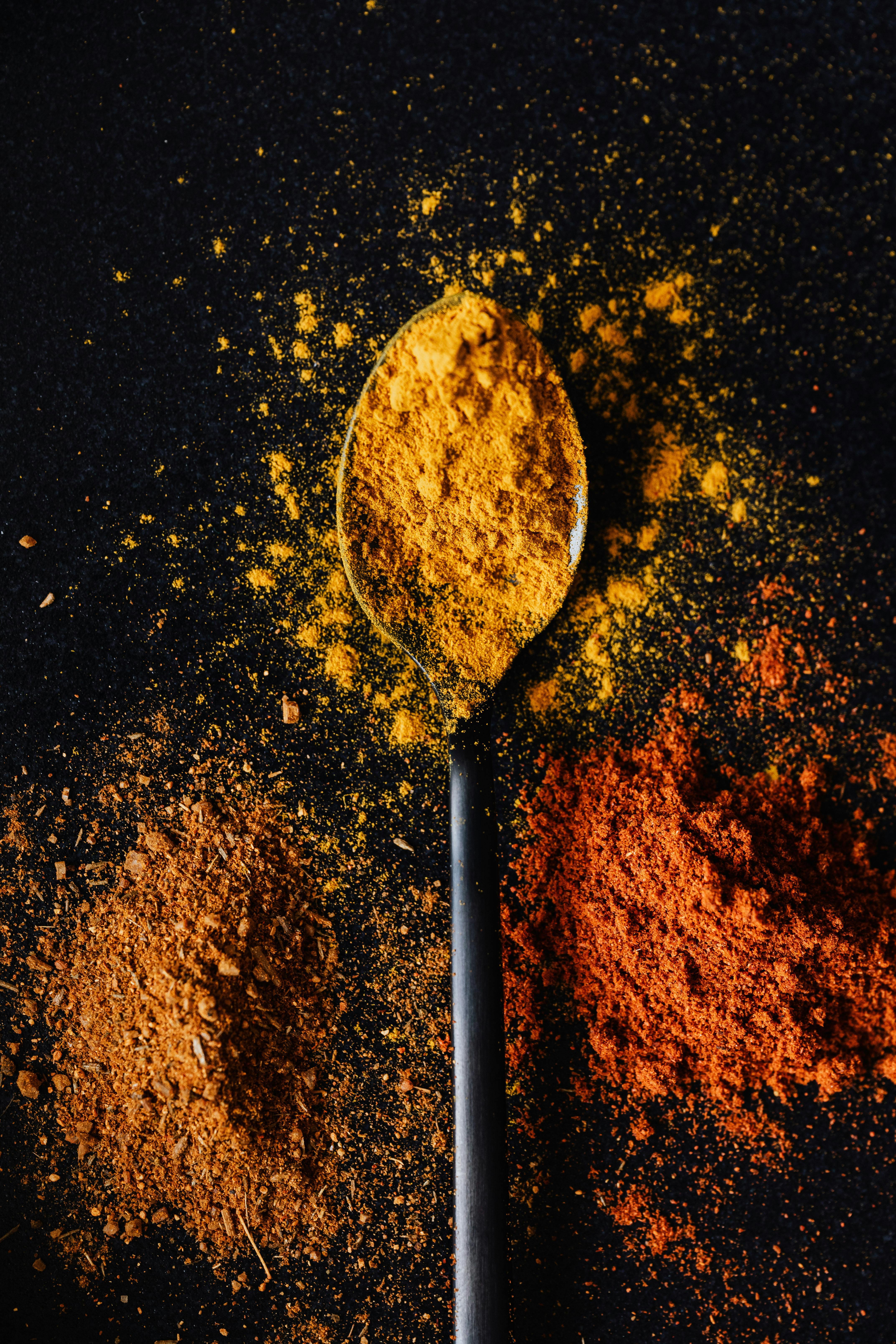 Condiment folosit de mulți români ca remediu natural, contaminat cu plumb