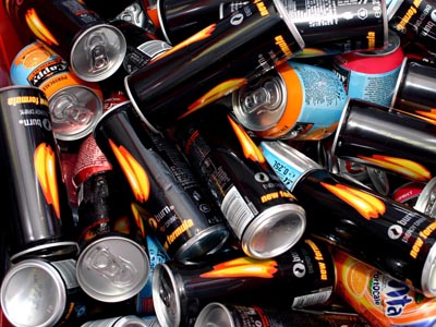 Băuturile energizante populare vor fi interzise pentru persoanele sub 16 ani în Anglia