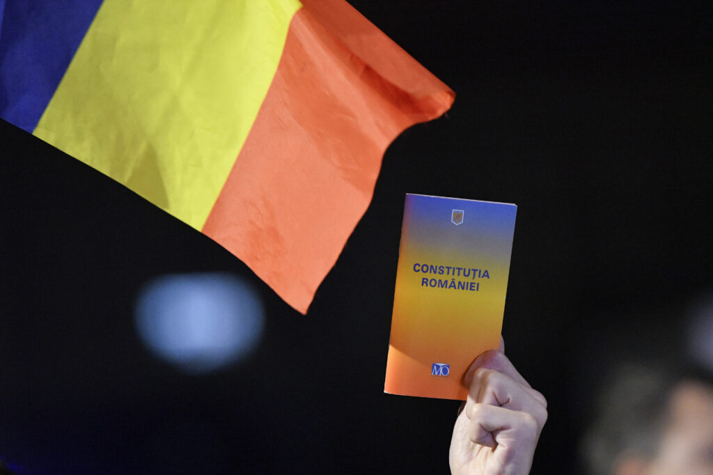 Propunere: Încălcarea Constituției să fie pedepsită penal. Fostul judecător CSM Adrian Toni Neacșu: „Distrugi ordinea constituțională”