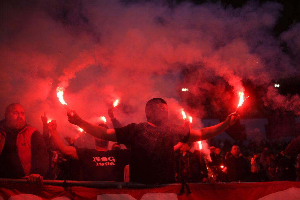18 amenzi, aplicate de jandarmi la meciul FCSB-Dinamo