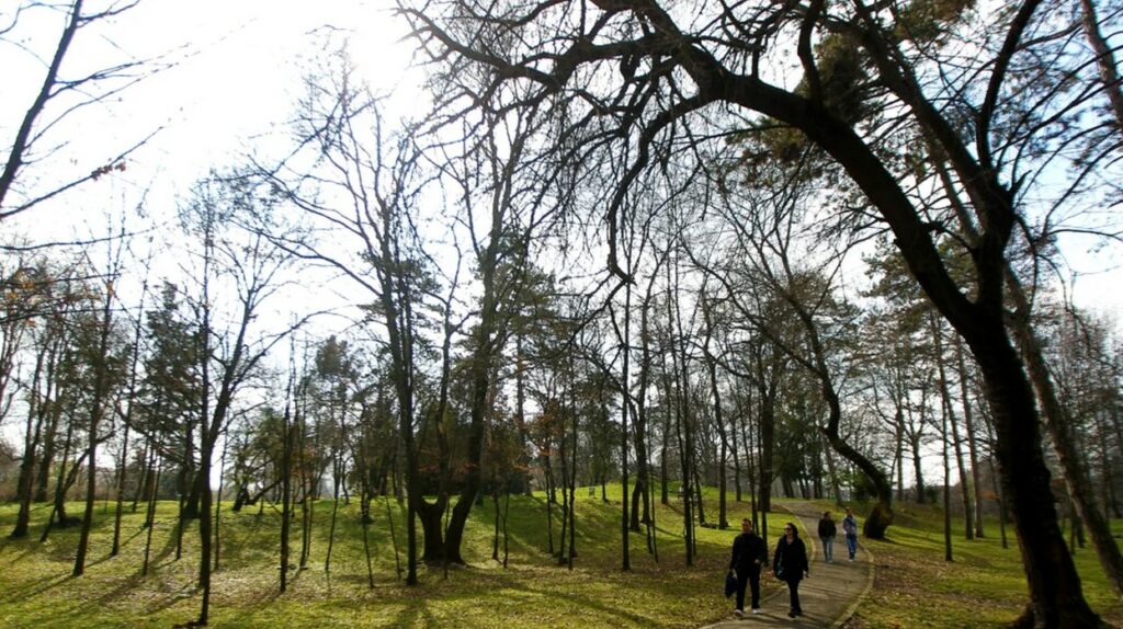 Prognoza meteo pentru următoarele patru săptămâni. Vremea este schimbătoare. Meteorologii anunţă că se va încălzi la sfârşitul lunii mai