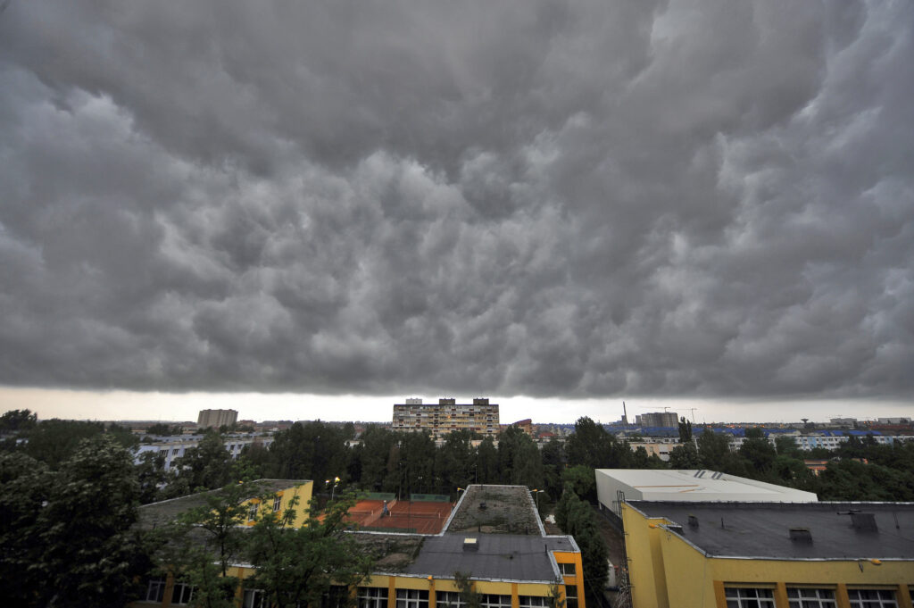 METEO. Vremea se răcește în București în următoarele zile