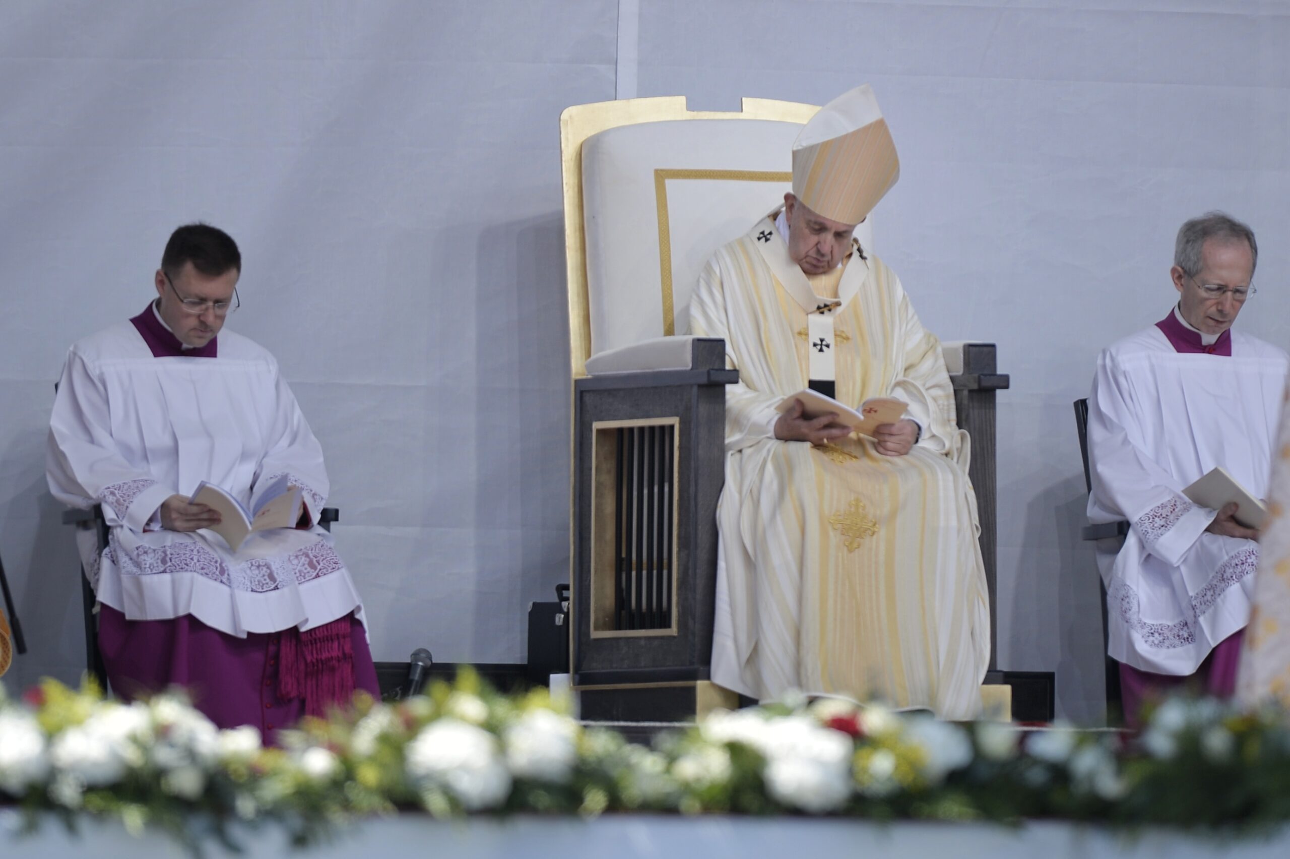 Nepotul Papei Francisc, fără bani pentru a merge la înmormântarea ...