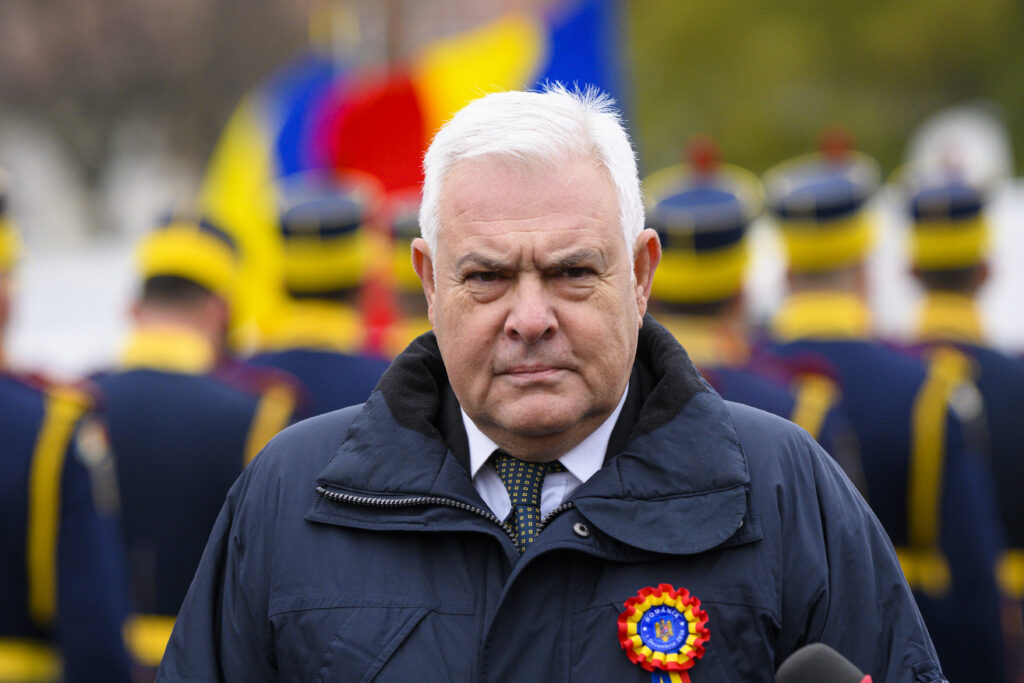  Discuții Cruciale la Varșovia privind Carta Albă și Sprijinul pentru Ucraina în Contextul Securității Europene