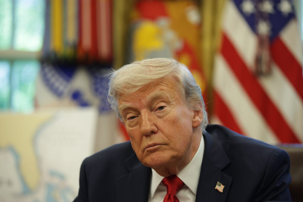 Trump pregătește măsuri pentru a reduce impactul taxelor asupra producătorilor auto americani