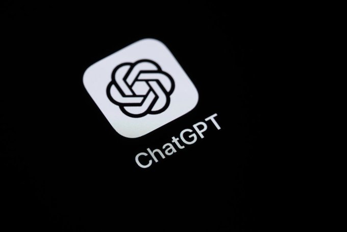 Costurile exorbitante ale OpenAI pentru procesarea politeții în ChatGPT. Regretabil sau necesar? Cum expresiile Te rog și Mulțumesc antrenează un consum uriaș de energie și apă pentru viitorul tehnologiei prietenoase și respectuoase.