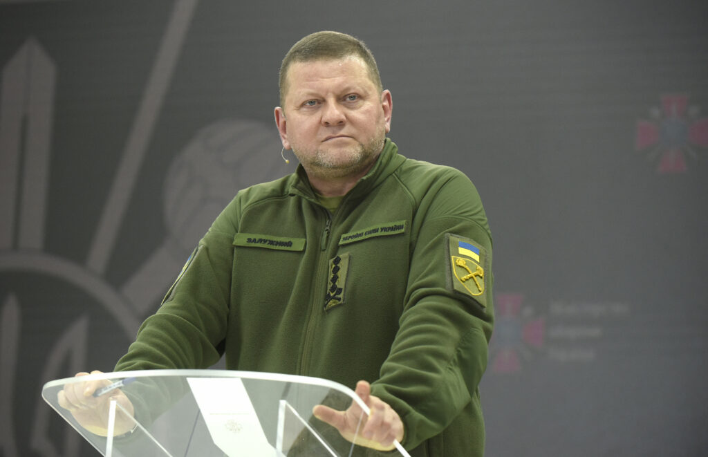 Pe ce ar trebui să se concentreze Ucraina în cadrul războiului? Fostul comandant al armatei ucrainene vorbește despre o realitate dură