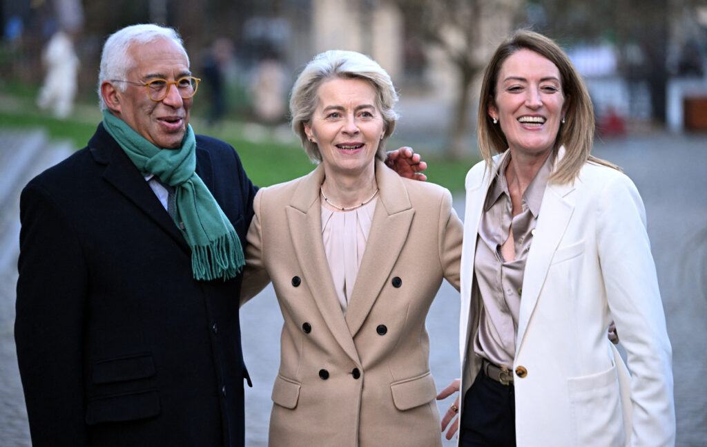 Ursula von der Leyen, Antonio Costa și Roberta Metsola, criticați pentru un zbor charter între Bruxelles și Luxemburg