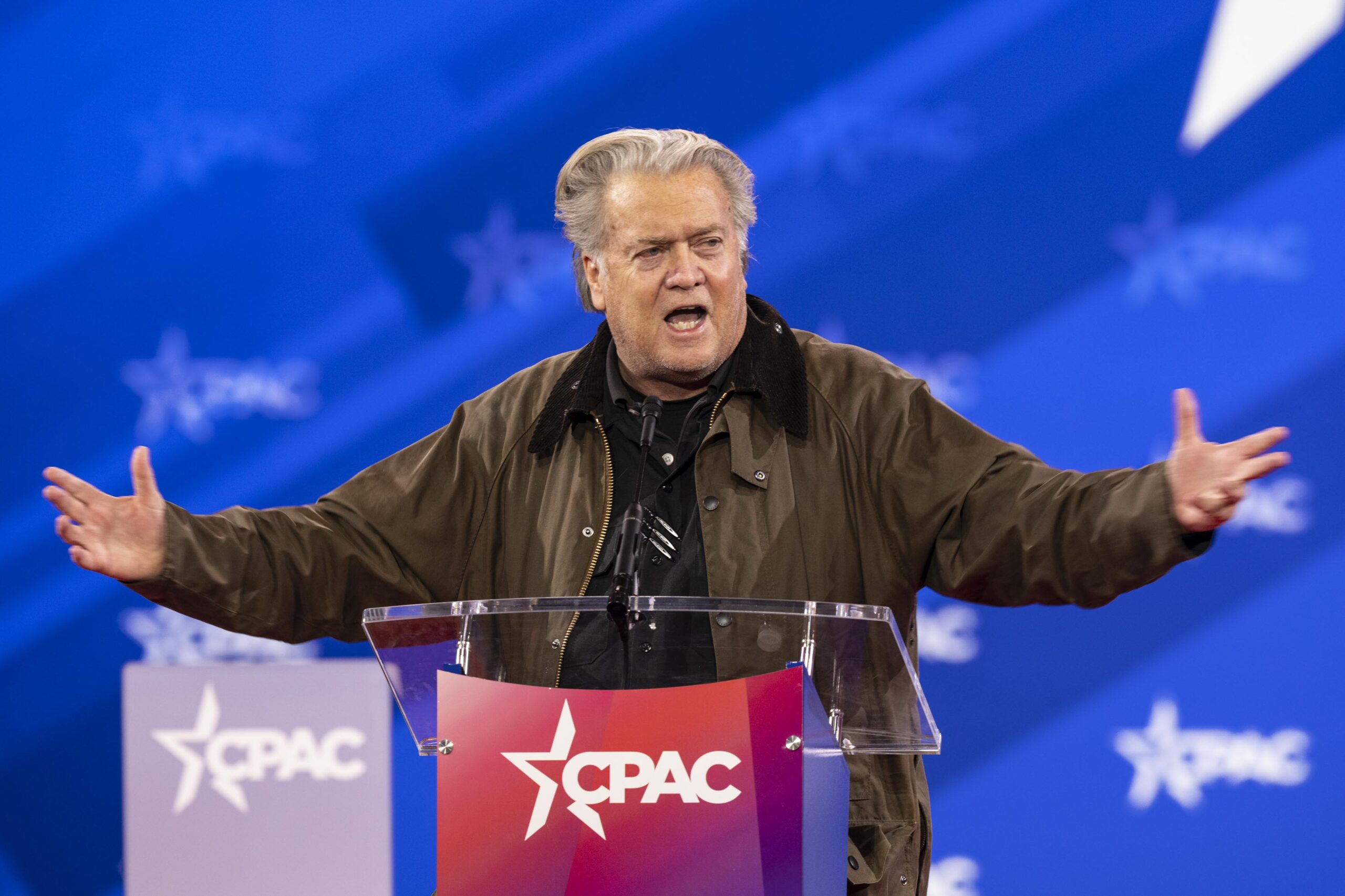 „Vrem să facem revoluția din America permanentă, să punem stăpânire pe instituții” „Vrem să facem revoluția din America permanentă, să punem stăpânire pe instituții”