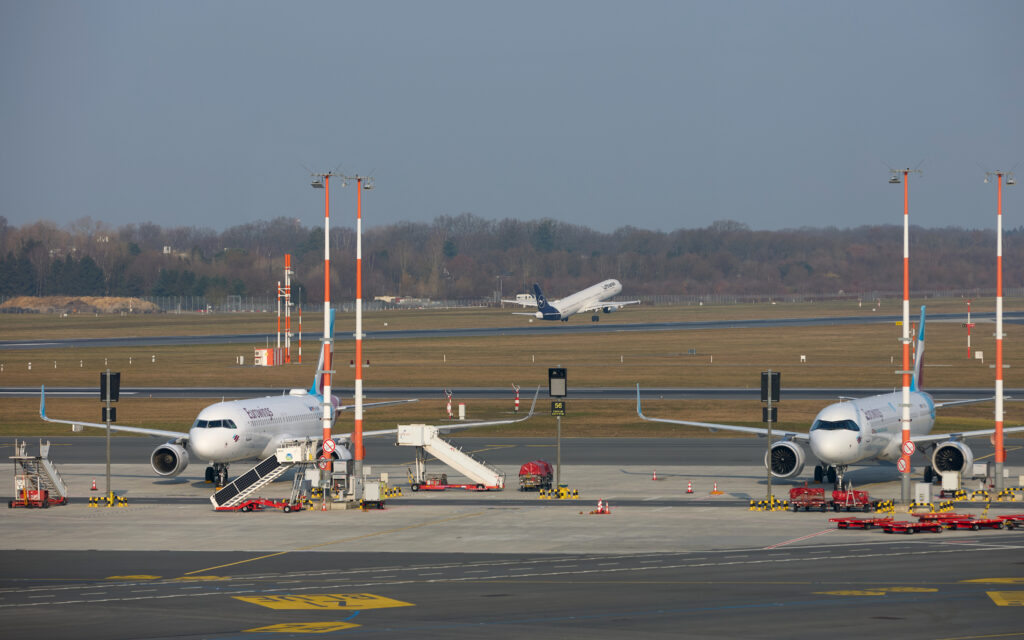 Zboruri suspendate către principalul aeroport din Israel