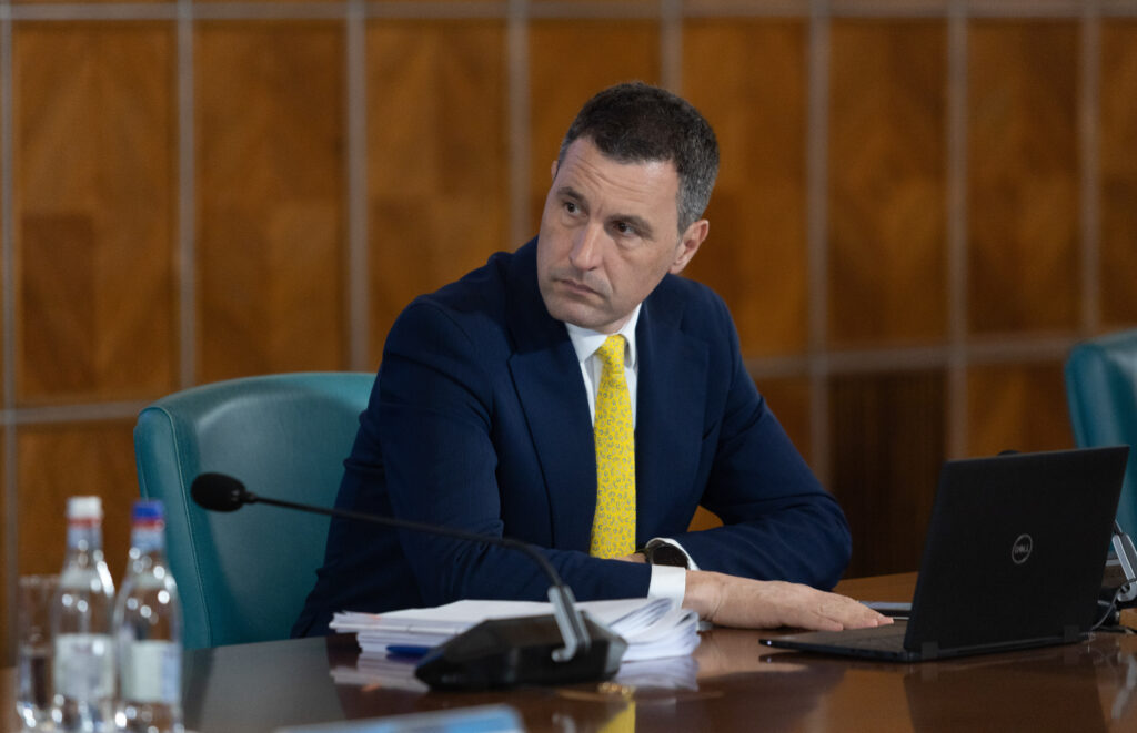 Tánczos Barna încearcă să liniștească populația: Avem suficientă rezervă ca să asigurăm plata pensiilor, salariilor și a investițiilor