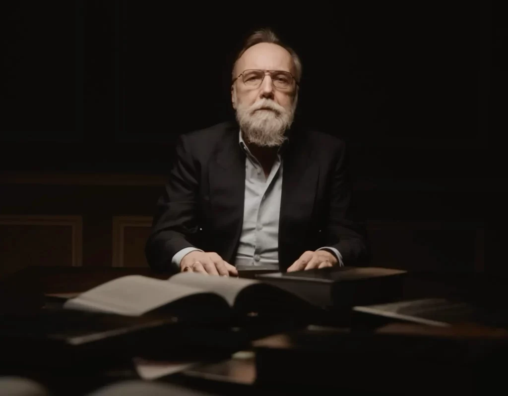 Alexandr Dughin, ideologul lui Putin, a comentat rezultatul lui Simion la alegeri: „Este victoria lui Călin Georgescu. Este o șansă pentru noi”
