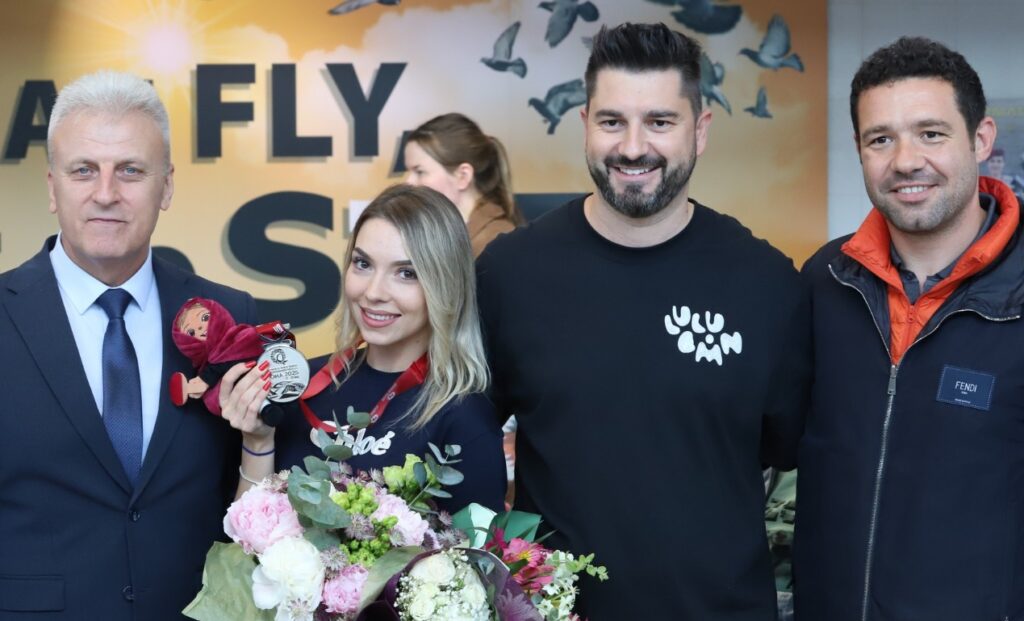 Bernadette Szocs a revenit în țară cu „argintul” mondial la tenis de masă