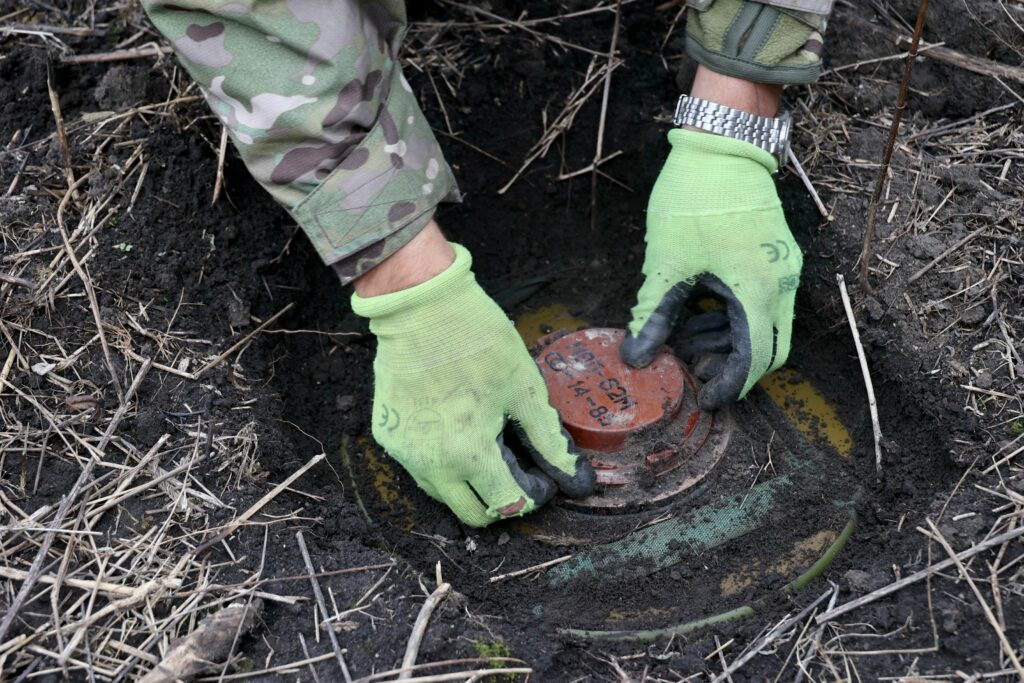 Lituania investește 1,1 miliarde de euro în mine antitanc și fortificarea granițelor cu Rusia și Belarus pentru a-și întări apărarea națională