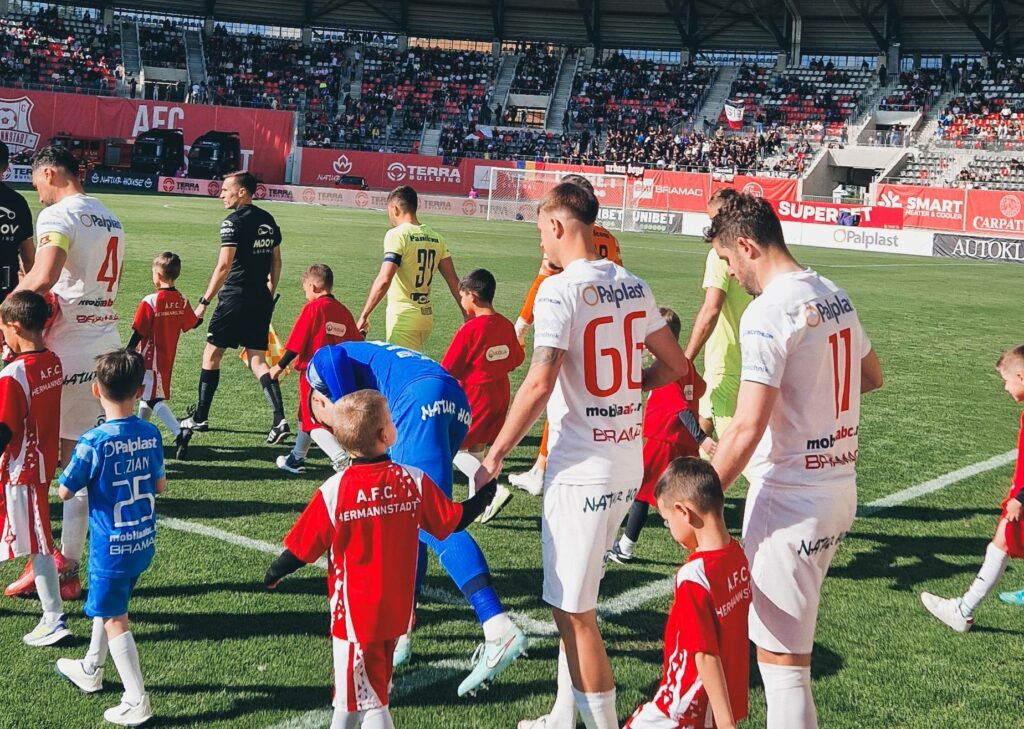 Superliga, play-out. Hermannstadt învinge Poli Iași și se distanțează în fruntea clasamentului