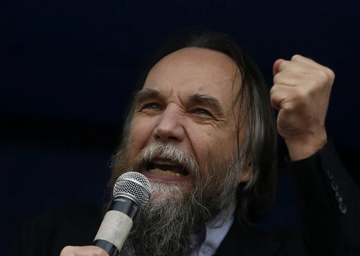 Dughin, ideologul lui Putin, după ce George Simion a câștigat primul tur: „Globaliștii fie îl omoară, fie anulează rezultatele”