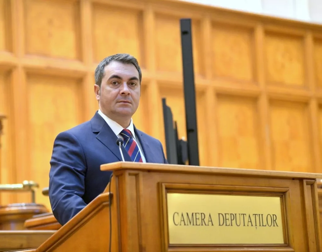 Semnale interne indică retragerea din coaliția de guvernare pentru sănătatea partidului, spune liderul Marian Mina.