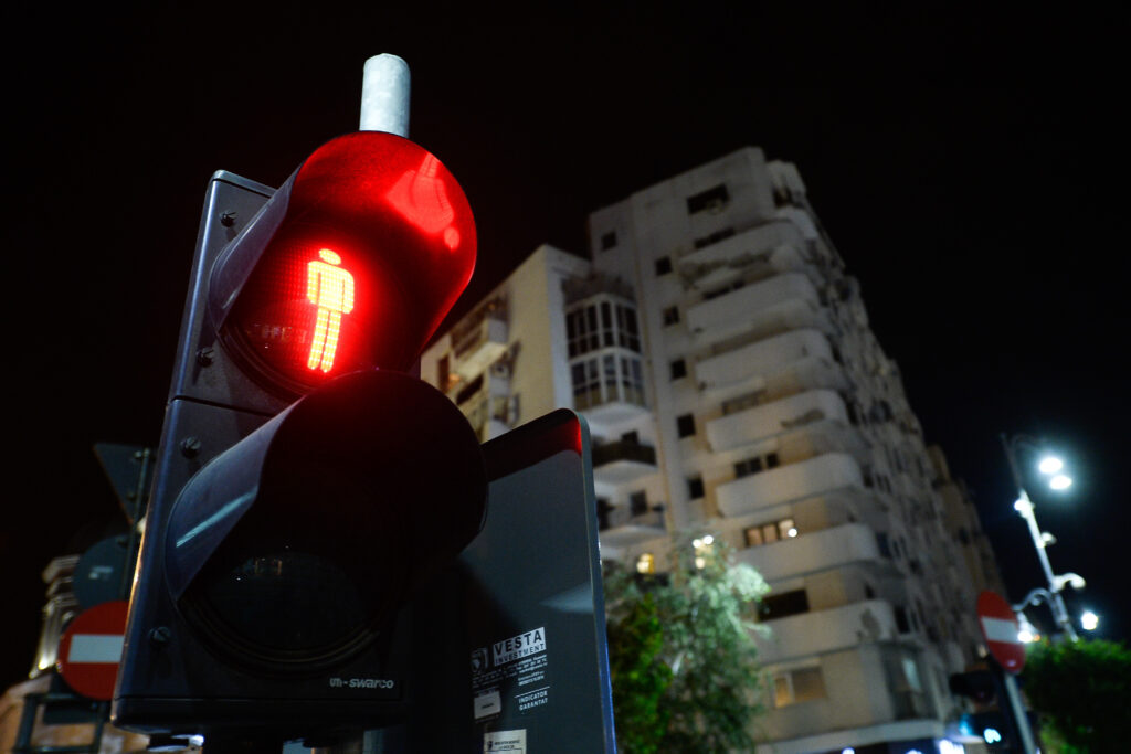Un Polițist din Buzău Previne un Act Tragic cu Empatie și Calm