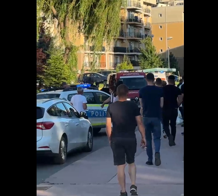 Focuri de armă în cartierul Cosmopolis. O femeie a murit după ce a fost împușcată de două ori