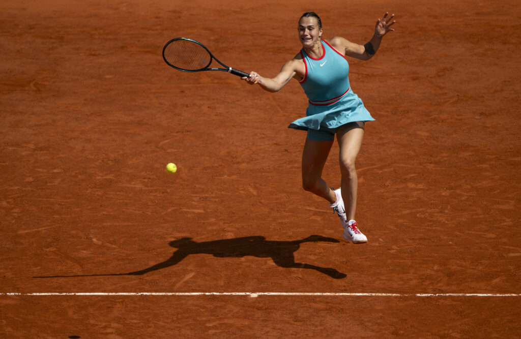 Aryna Sabalenka își continuă parcursul impresionant, avansând în semifinale la Roland Garros