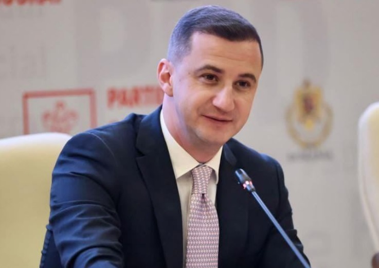 Simonis: Orice discuție despre un Guvern trebuie plecată de la o majoritate în jurul unui prim-ministru PSD