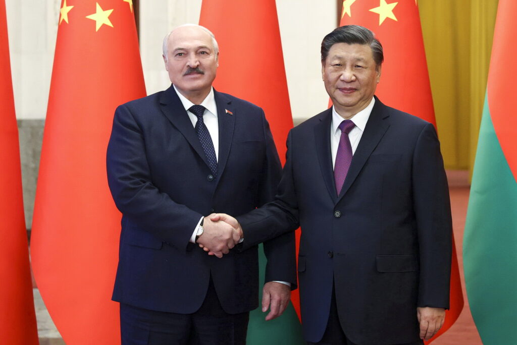 Xi Jinping s-a întâlnit cu președintele Belarusului, Alexander Lukașenko