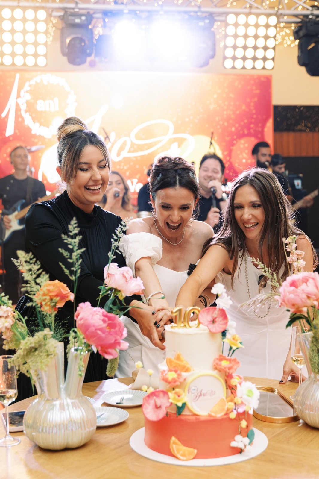 Wedding Planner-ul Ivona Nenu sărbătorește 10 ani de nunți ca în ...
