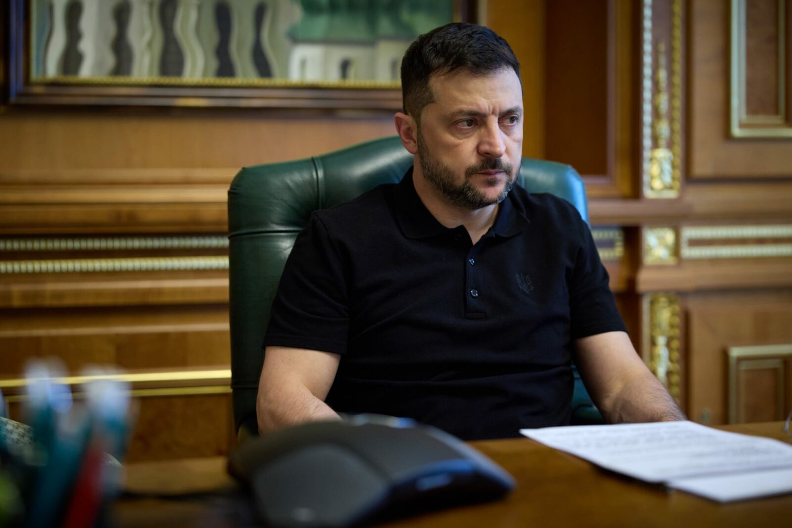 Remaniere majoră la Kiev: Premierul Ucrainei și-a depus demisia