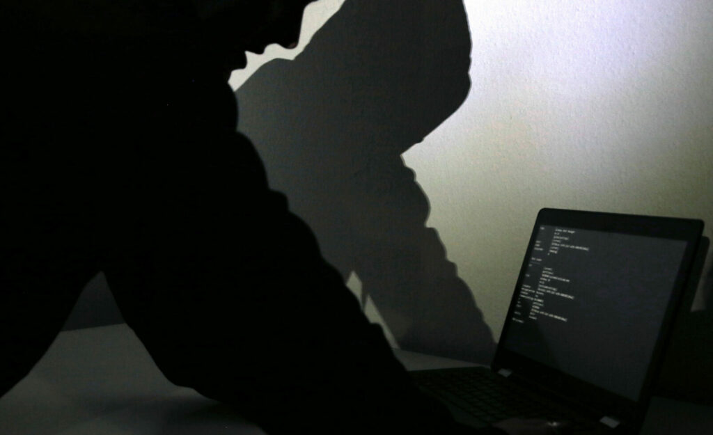 Parola nu mai este suficientă. O singură măsură poate bloca accesul atacatorilor la cont