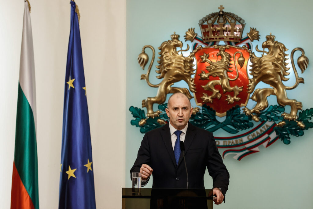 Bulgaria Progresistă conduce în intențiile de vot, Radev în frunte